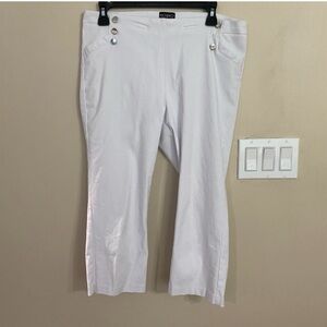 SOHO White Womens Pants excellent condition